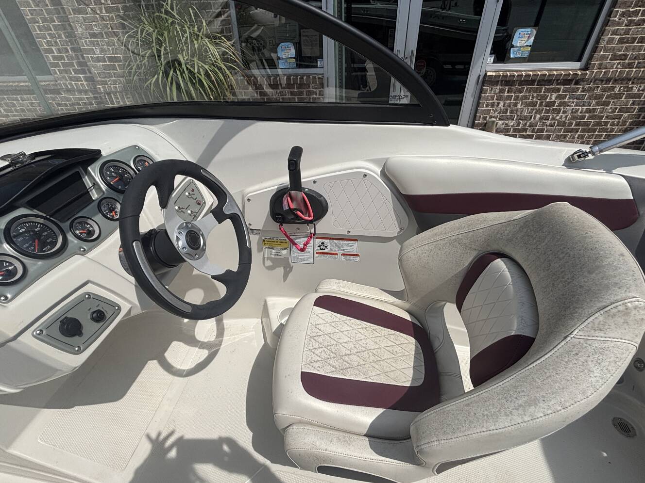 A photo of this 2016 Tahoe 550TS w/2016 Mercury 150XL - 150HP - 4 - Stroke Engine 