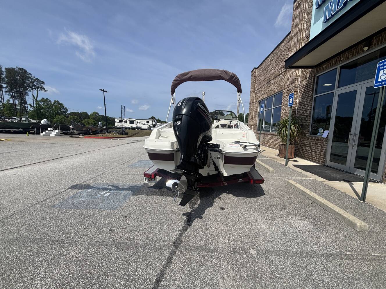 A photo of this 2016 Tahoe 550TS w/2016 Mercury 150XL - 150HP - 4 - Stroke Engine 