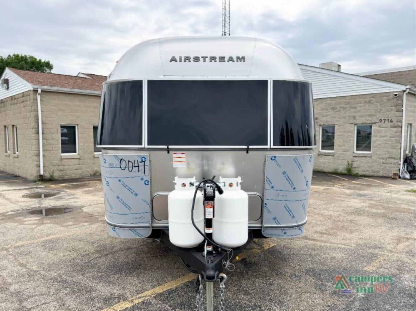 A photo of this 2026 Airstream Trade Wind 23FBT
