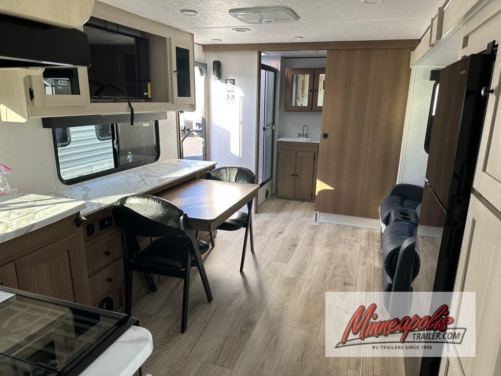 2026 Coachmen Rv Apex Ultra-Lite 244RBS in rogers MN