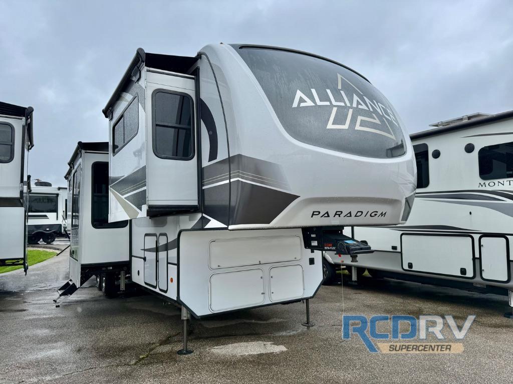 2024 Alliance Rv Paradigm 385FL in medina OH
