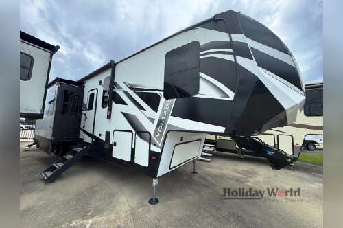 2022 Dutchmen Rv Voltage 4225 in willis TX