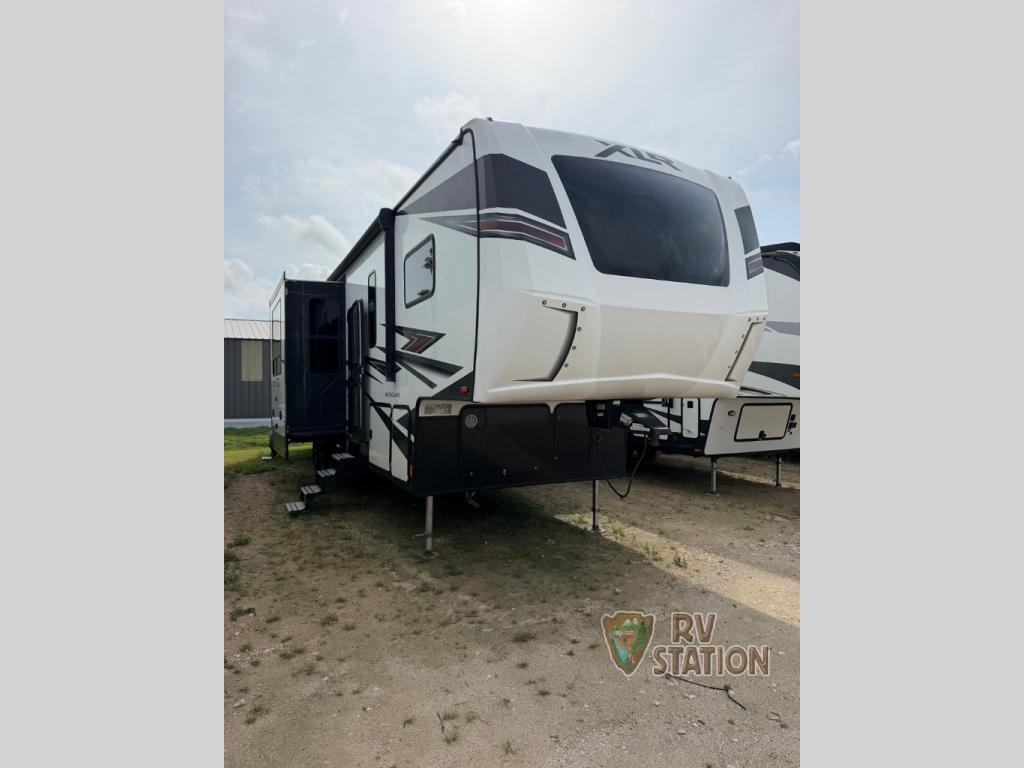 2022 Forest River Rv XLR Nitro 35DK5 in inez TX