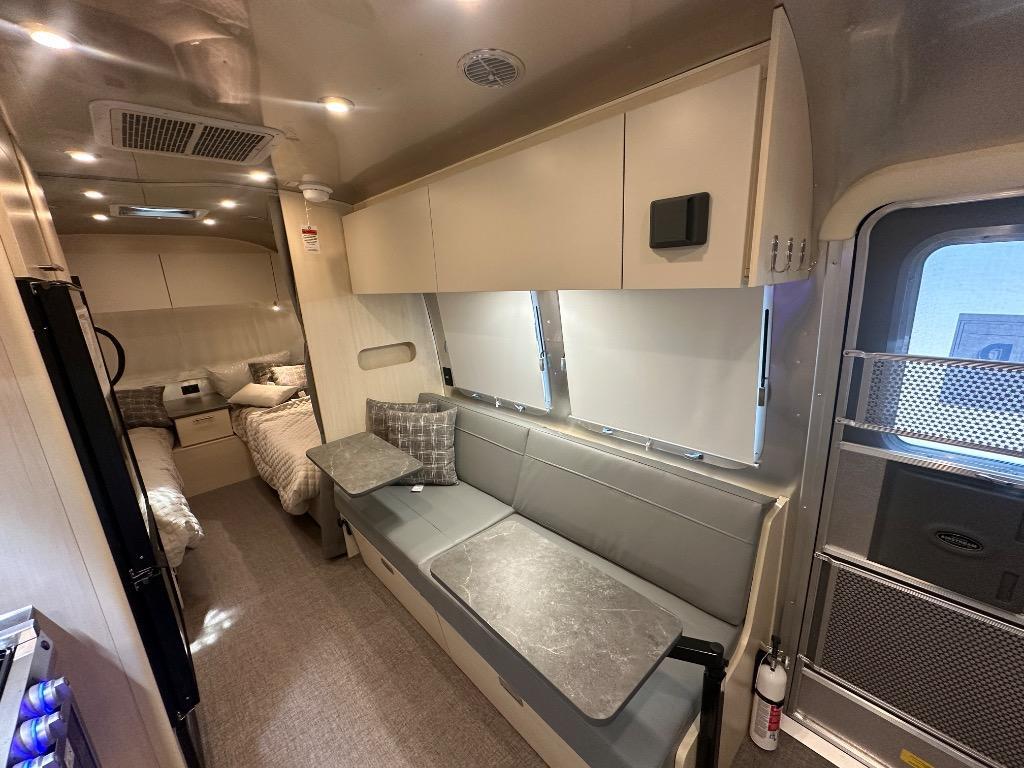 2026 Airstream Flying Cloud 23FB Twin Lounge in monroe NC