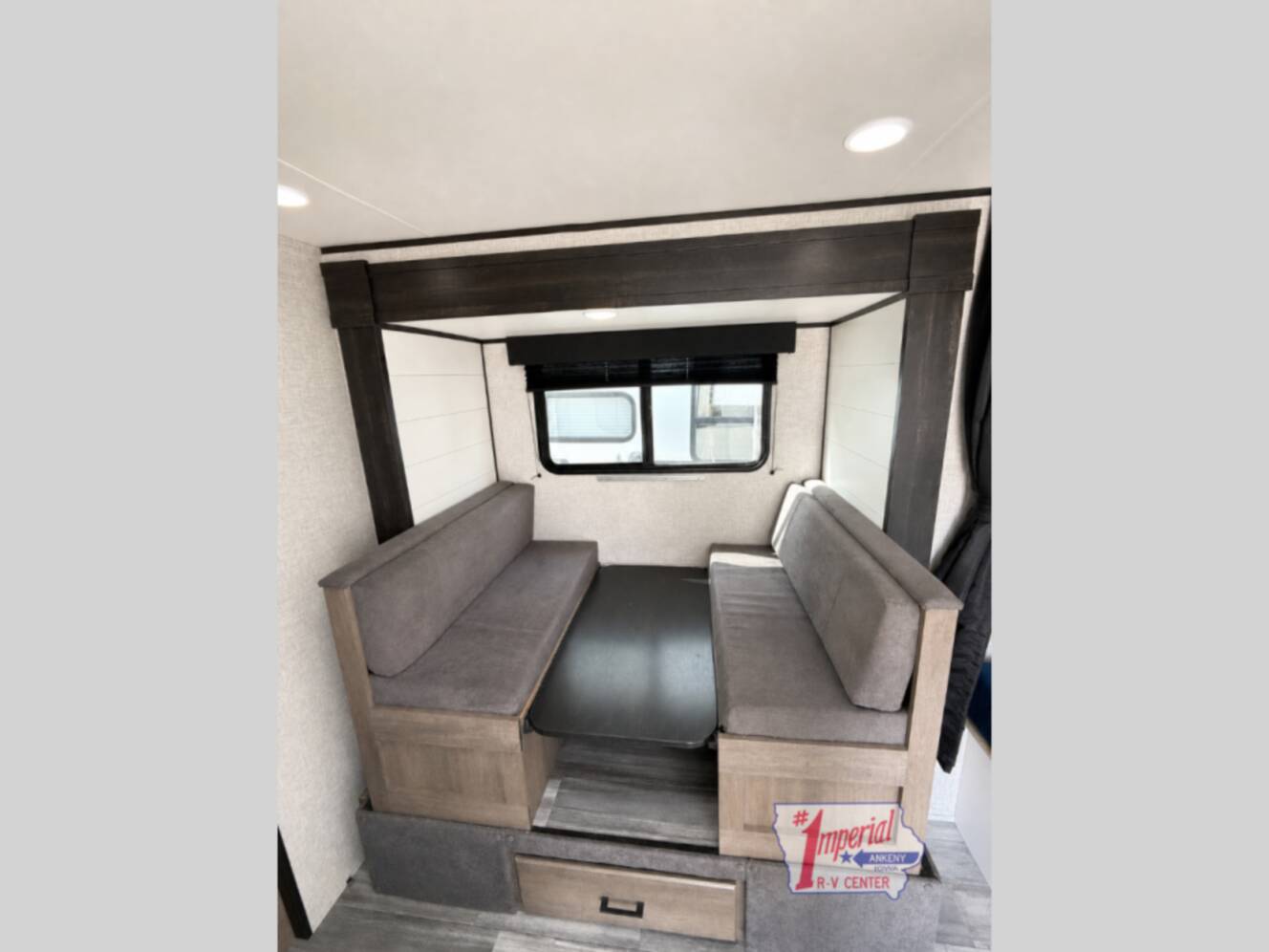 A photo of this 2024 Jayco Jay Flight SLX 184BS