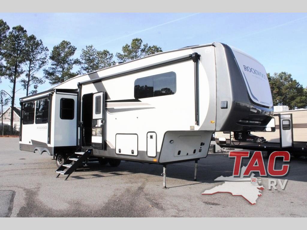 2026 Forest River Rv Rockwood Signature 405SBH in moyock NC