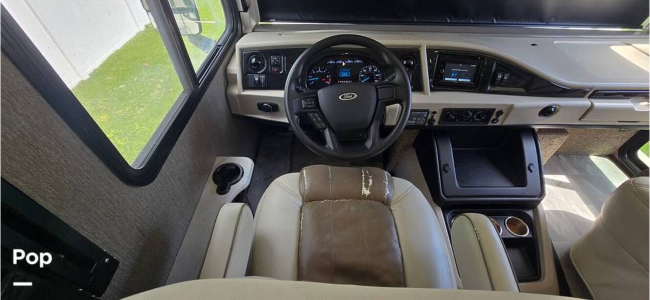 A photo of this 2021 Fleetwood Flair 29M