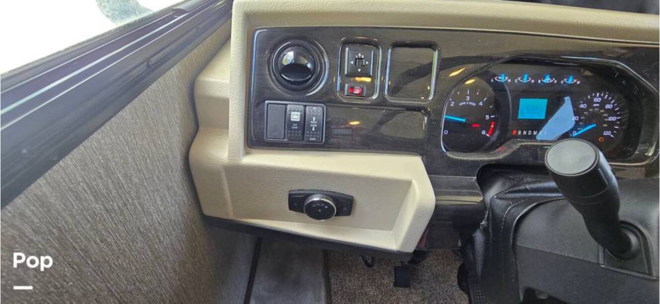 A photo of this 2021 Fleetwood Flair 29M