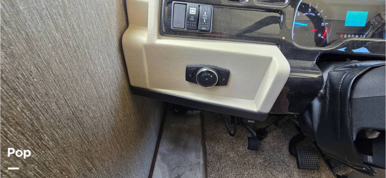 A photo of this 2021 Fleetwood Flair 29M