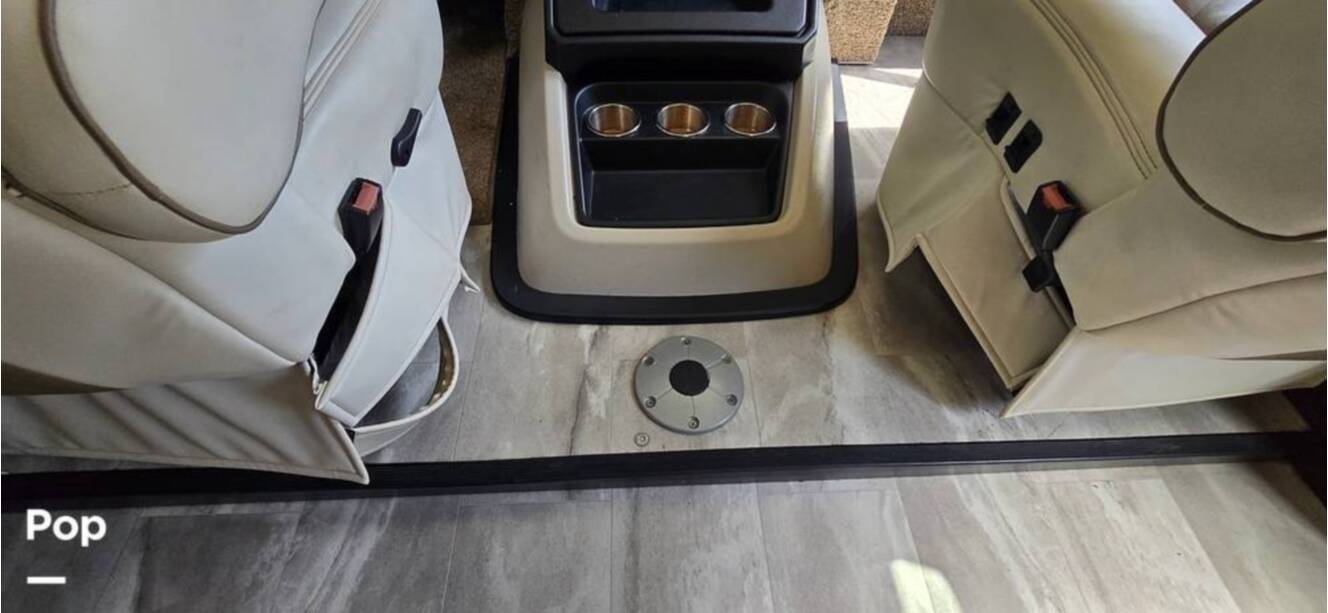 A photo of this 2021 Fleetwood Flair 29M