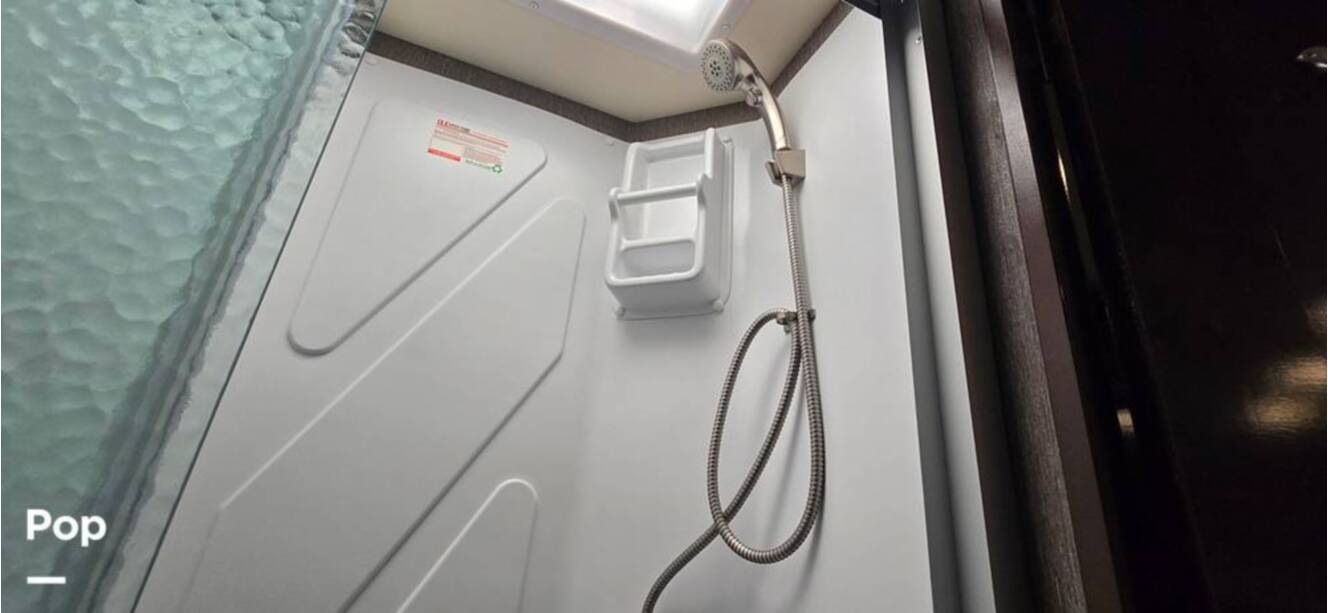 A photo of this 2021 Fleetwood Flair 29M