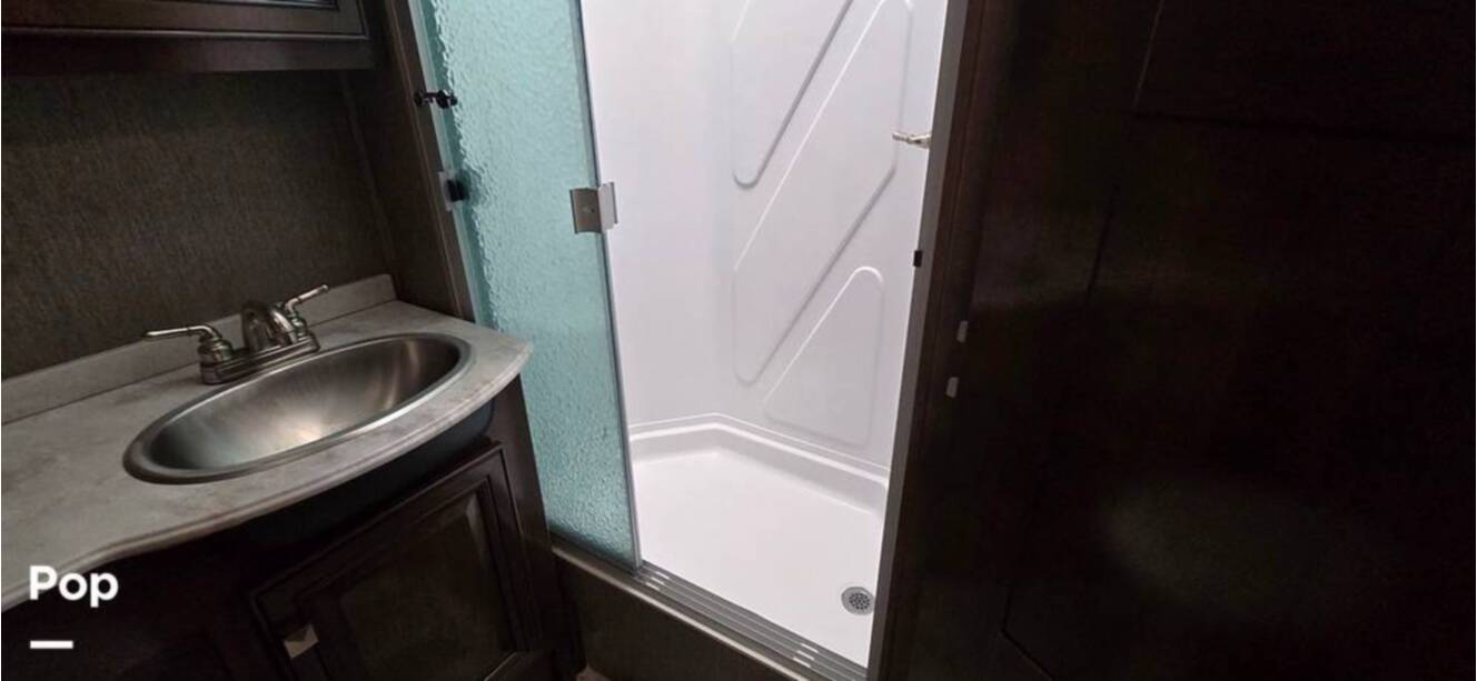 A photo of this 2021 Fleetwood Flair 29M