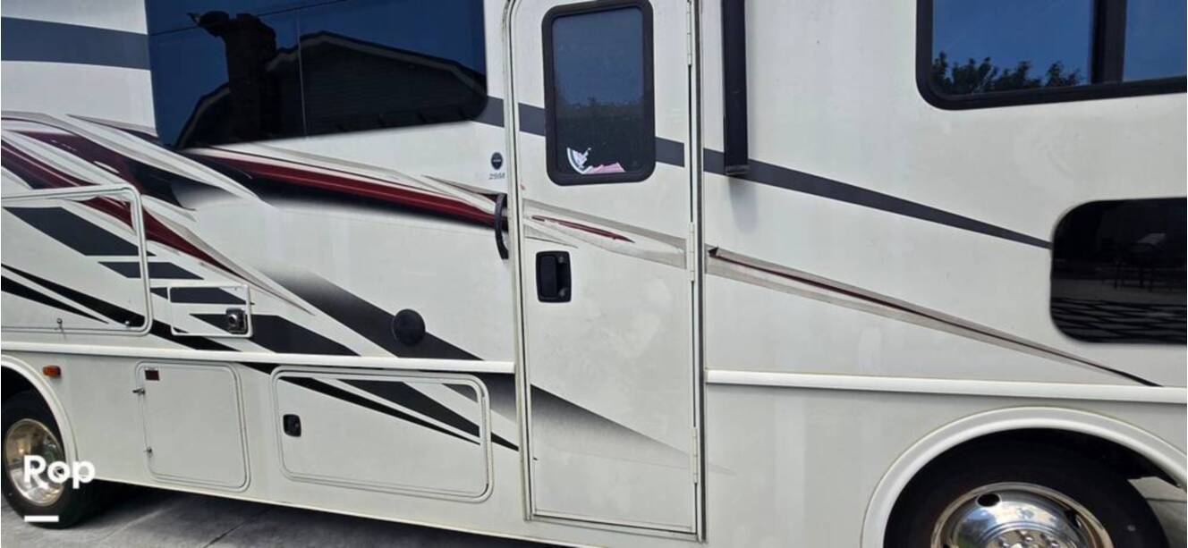 A photo of this 2021 Fleetwood Flair 29M