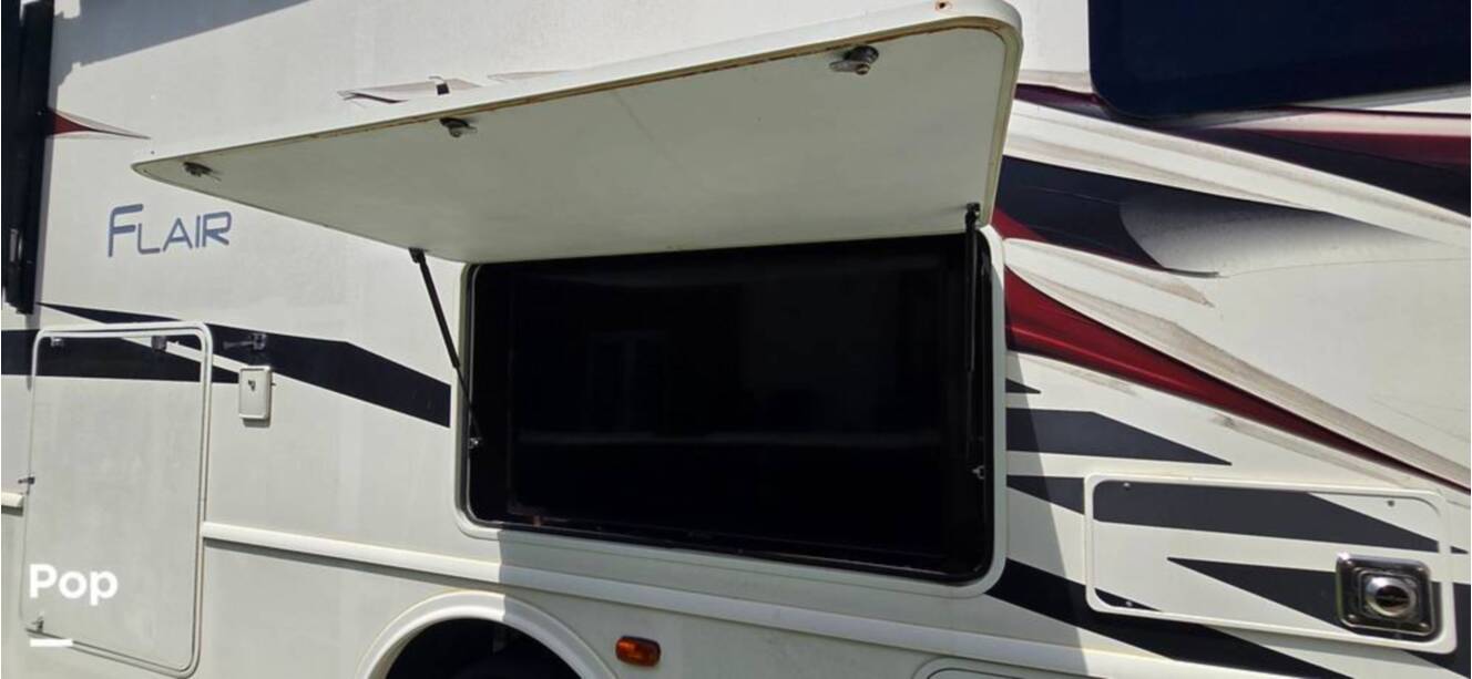 A photo of this 2021 Fleetwood Flair 29M