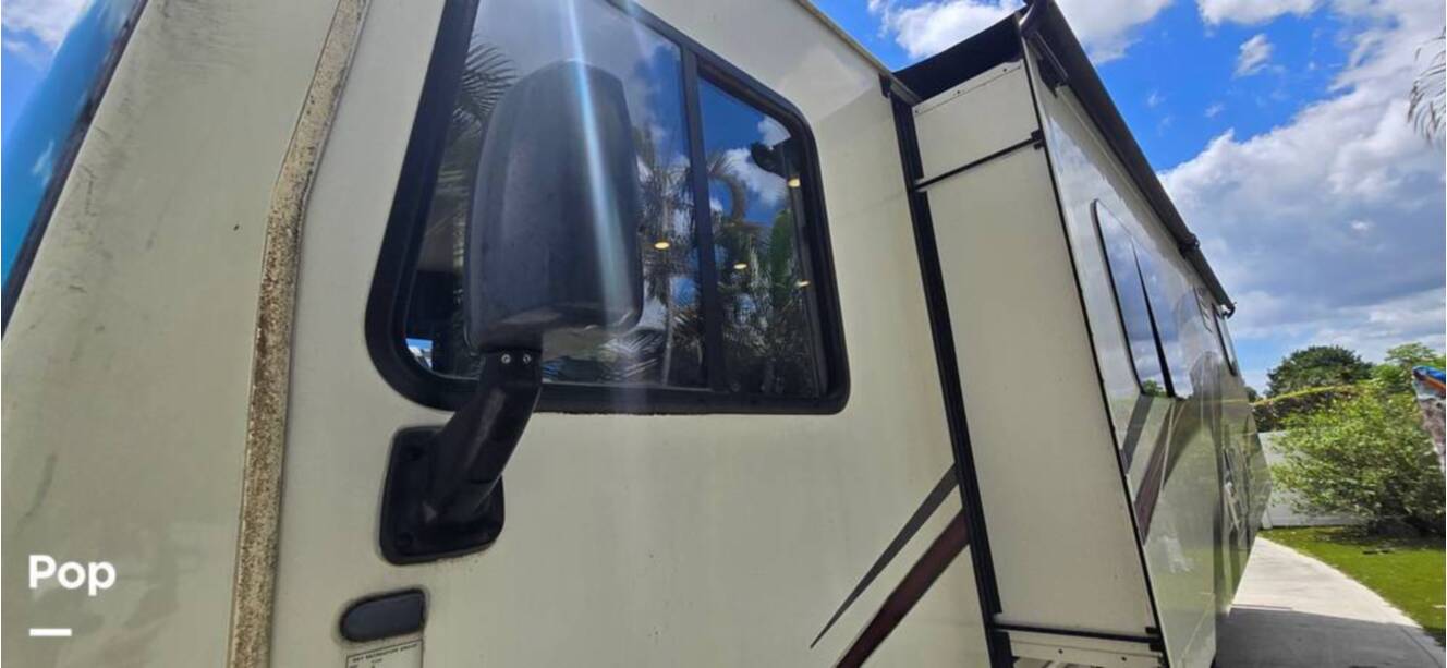 A photo of this 2021 Fleetwood Flair 29M