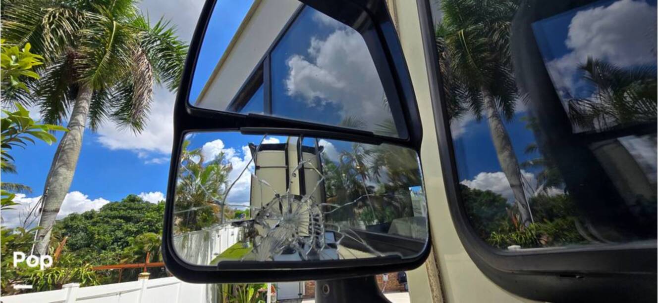 A photo of this 2021 Fleetwood Flair 29M