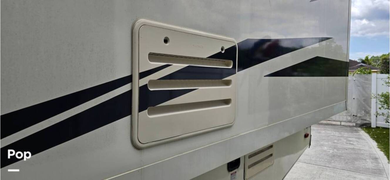 A photo of this 2021 Fleetwood Flair 29M