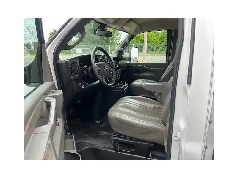 2021 GMC G3500