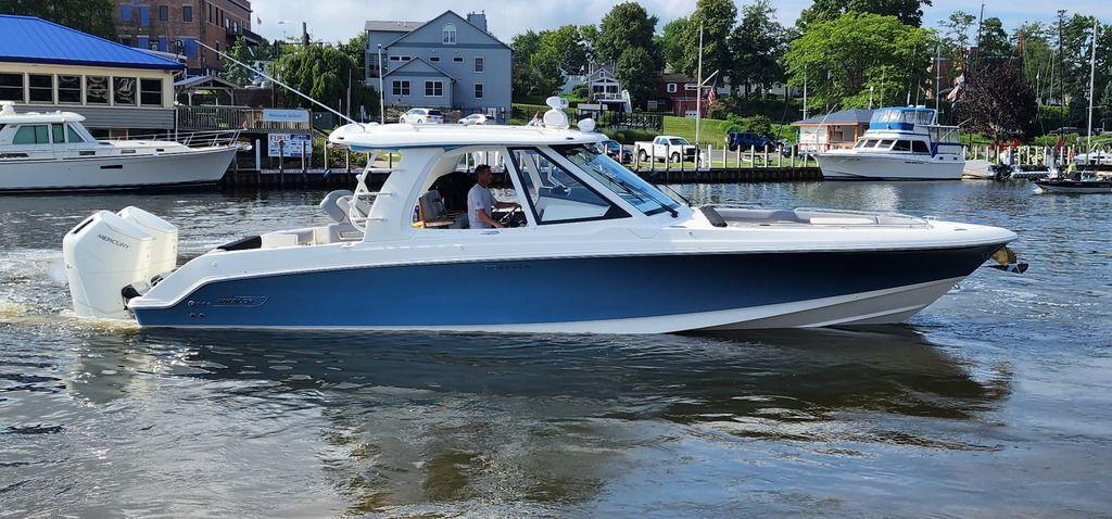 2025 Boston Whaler 380 Realm in south haven MI