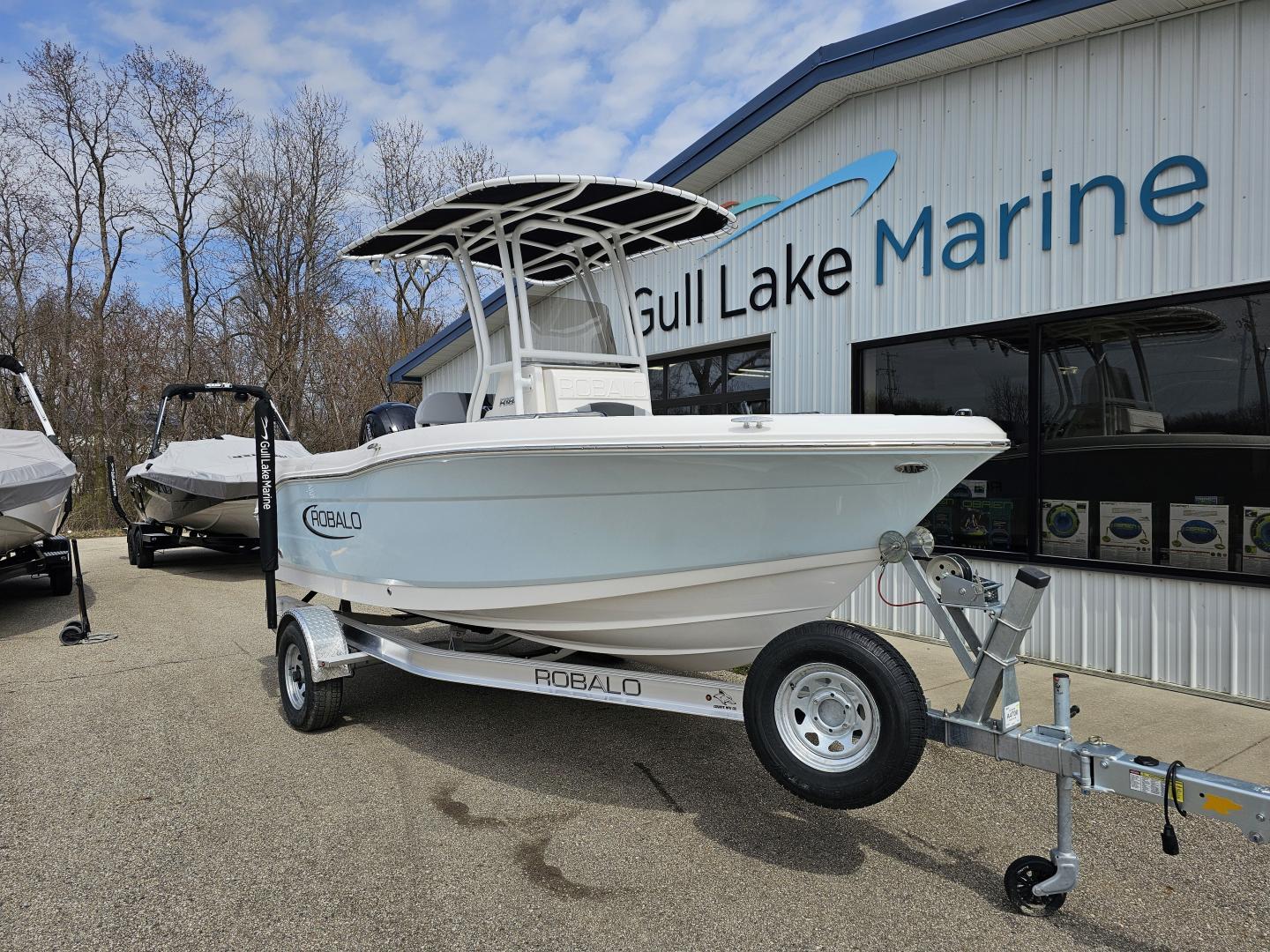 2025 Robalo R180 NAN in coopersville MI