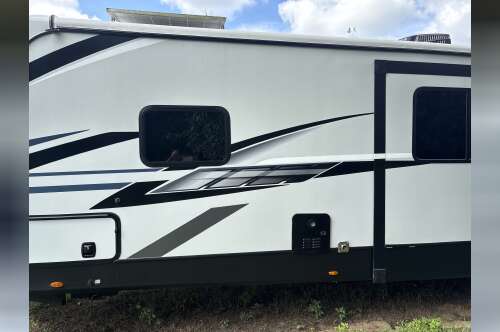 2023 Keystone PREMIER 33BKPR in brooksville FL