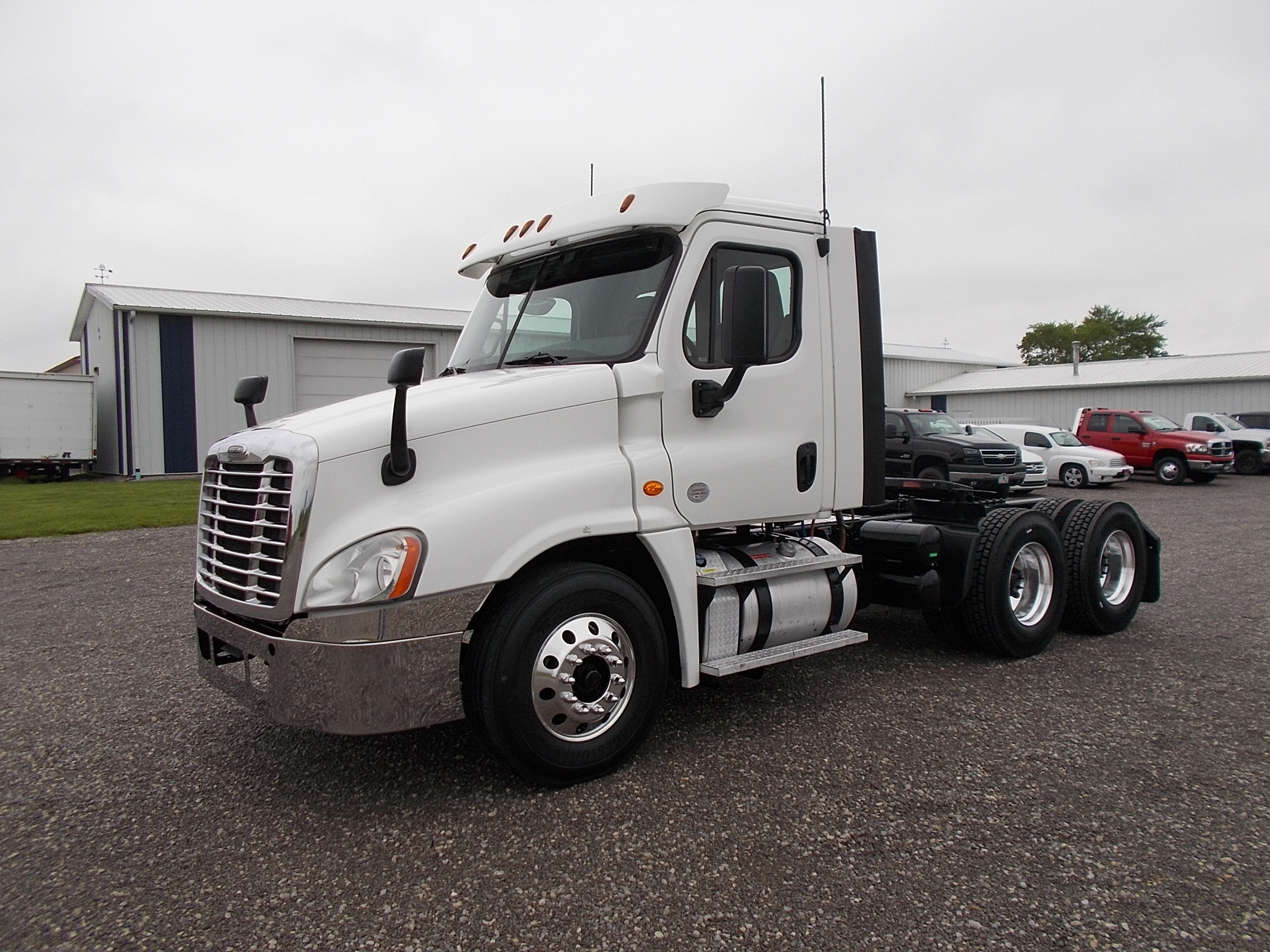 2019 FREIGHTLINER CASCADIA 125 in Saint Marys, OH