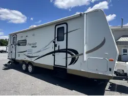 2012 FOREST RIVER FLAGSTAFF 26RLSS