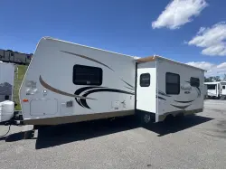 2012 FOREST RIVER FLAGSTAFF 26RLSS
