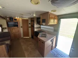 2012 FOREST RIVER FLAGSTAFF 26RLSS