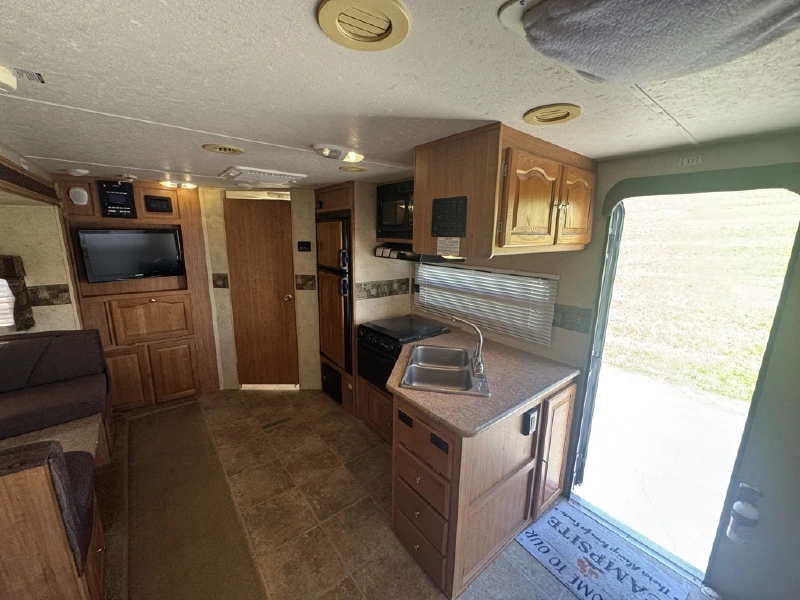 2012 FOREST RIVER FLAGSTAFF 26RLSS