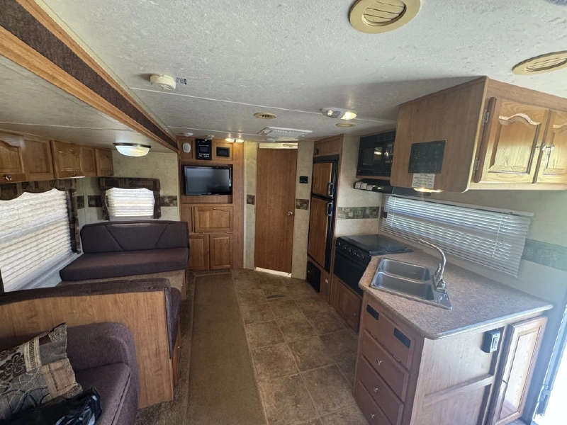 2012 FOREST RIVER FLAGSTAFF 26RLSS