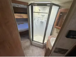 2012 FOREST RIVER FLAGSTAFF 26RLSS