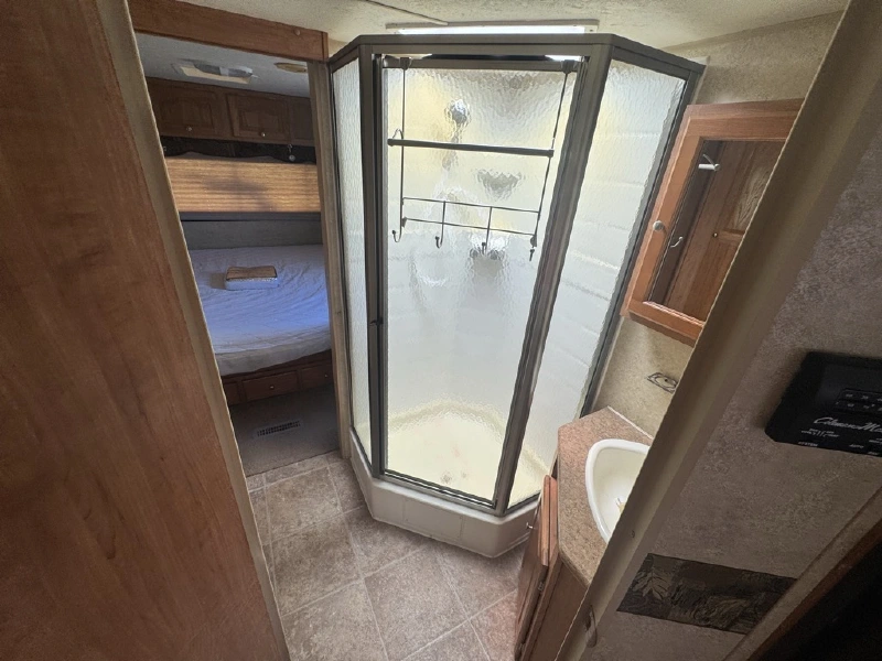 2012 FOREST RIVER FLAGSTAFF 26RLSS