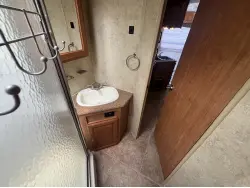 2012 FOREST RIVER FLAGSTAFF 26RLSS