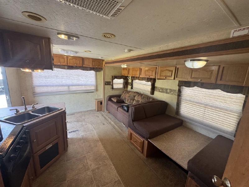 2012 FOREST RIVER FLAGSTAFF 26RLSS