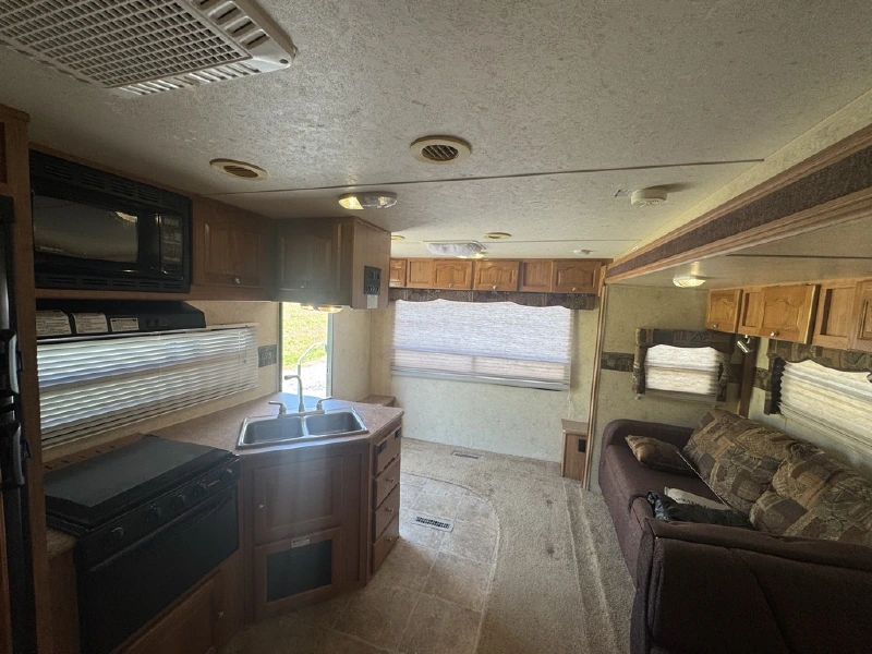 2012 FOREST RIVER FLAGSTAFF 26RLSS