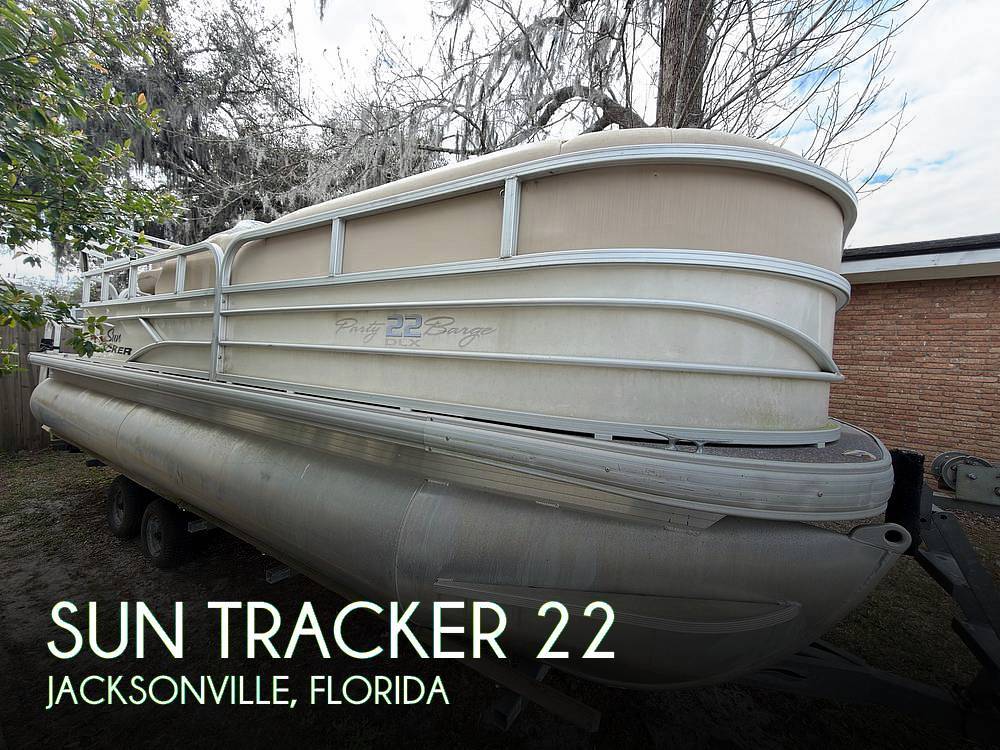 2016 Sun Tracker 22 DLX Party Barge 22 RF XP3 in jacksonville FL