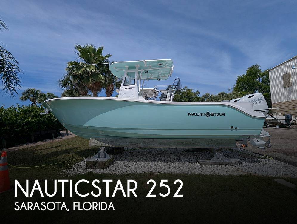 2024 Nauticstar 252 Legacy Center Console Boat boat