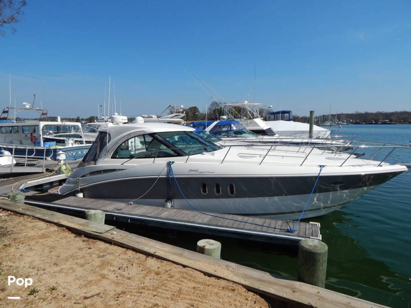A photo of this 2007 Cruisers Yachts 390 Sports Coupe