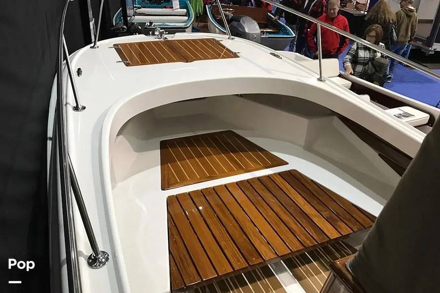2026 Metan Marine Classic Collection Pelham Bay 21-Heritage Edition in lakeville MA