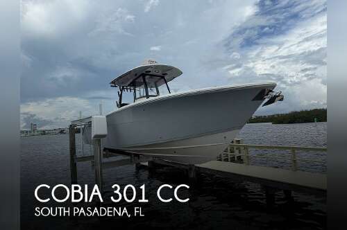 2018 Cobia 301 CC in gulfport FL
