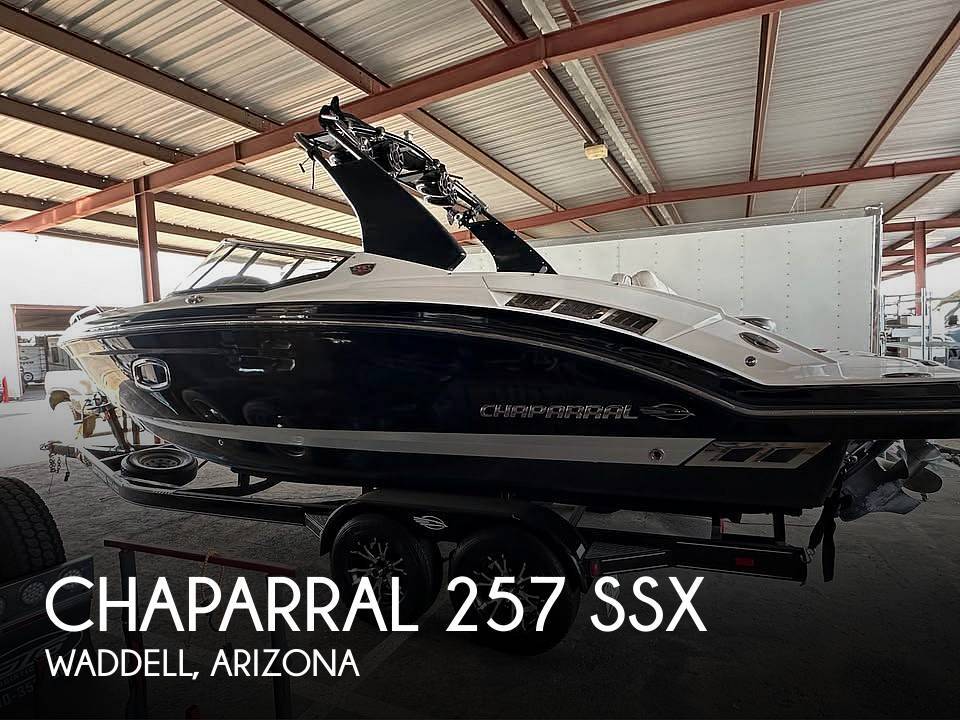 2016 Chaparral 257 SSX Bowrider Boat boat