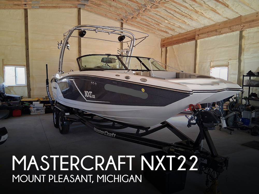 2016 Mastercraft NXT22 Ski and Wakeboard Boat boat