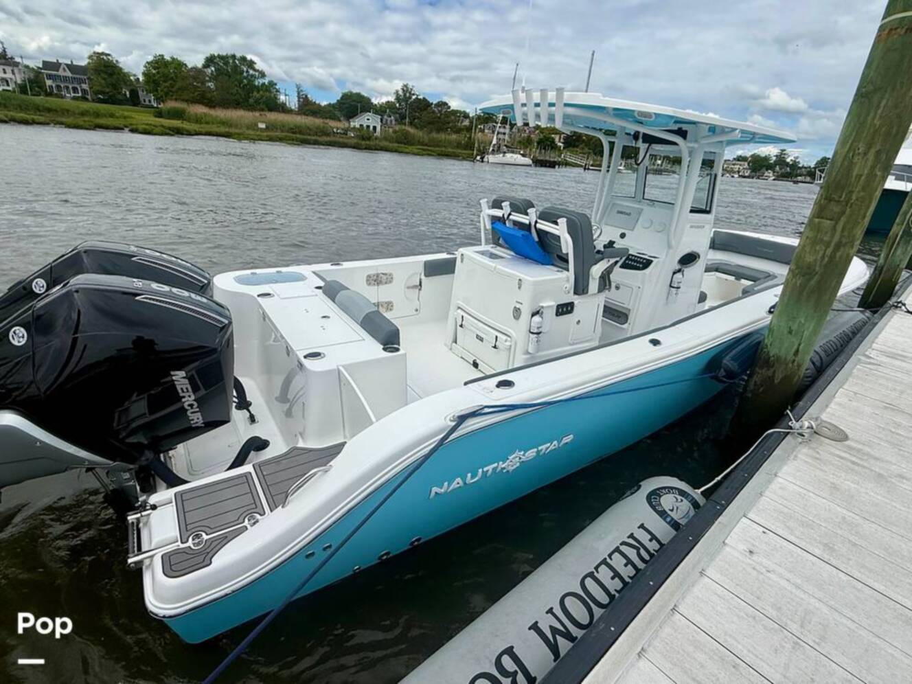 A photo of this 2025 Nauticstar 292 Legacy