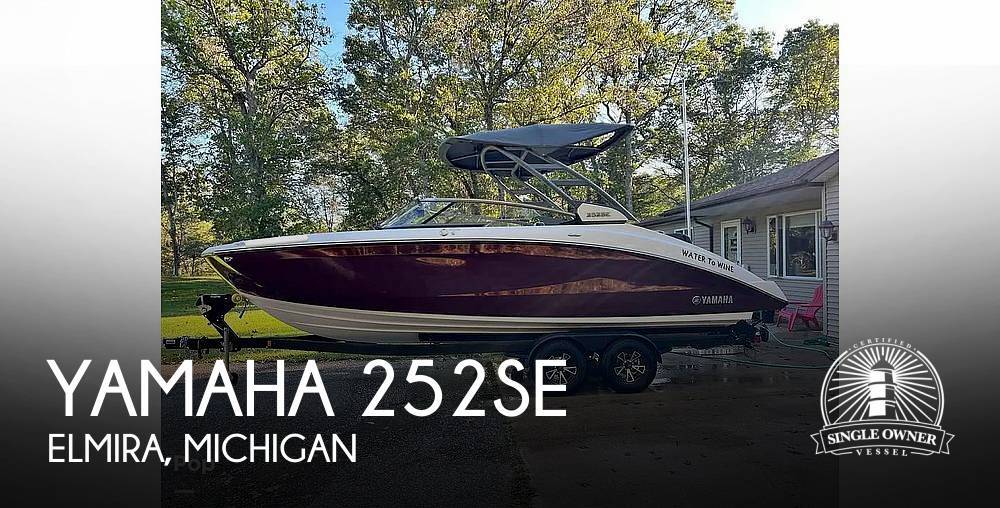 2022 Yamaha 252SE Jet Boat boat