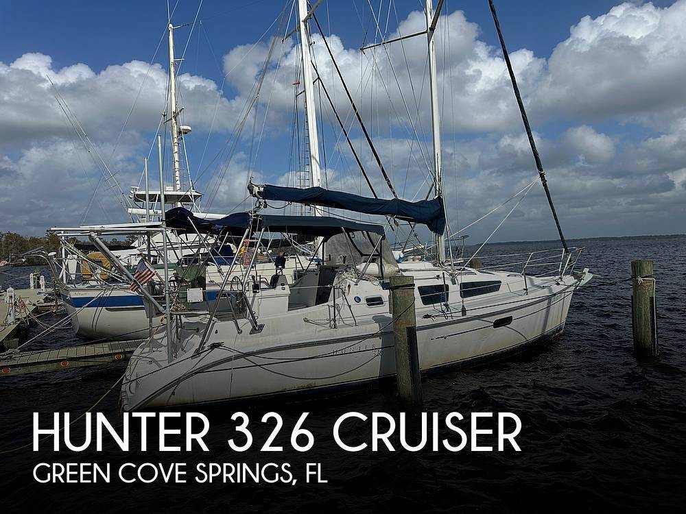 2002 Hunter 326 Cruiser in green cove springs FL