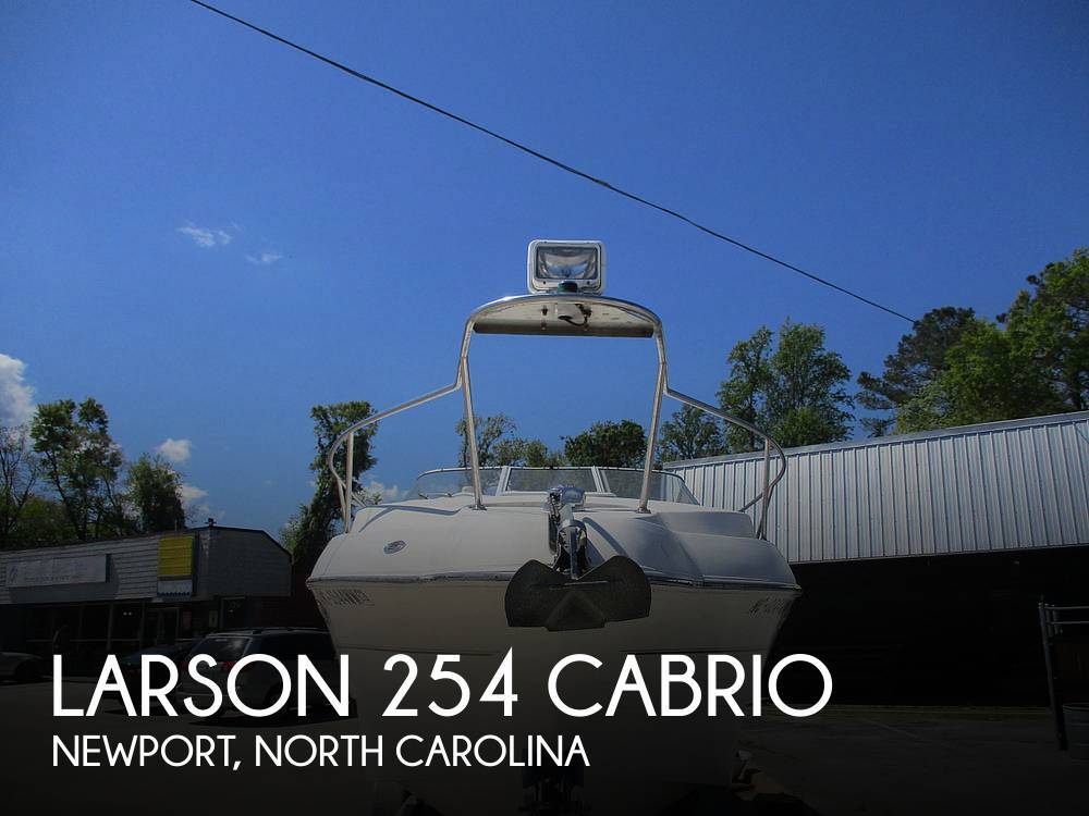 2002 Larson 254 Cabrio in newport NC