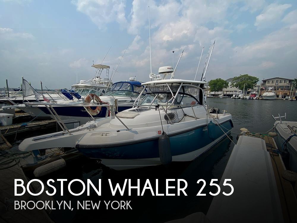 2008 Boston Whaler 255 Conquest in brooklyn NY
