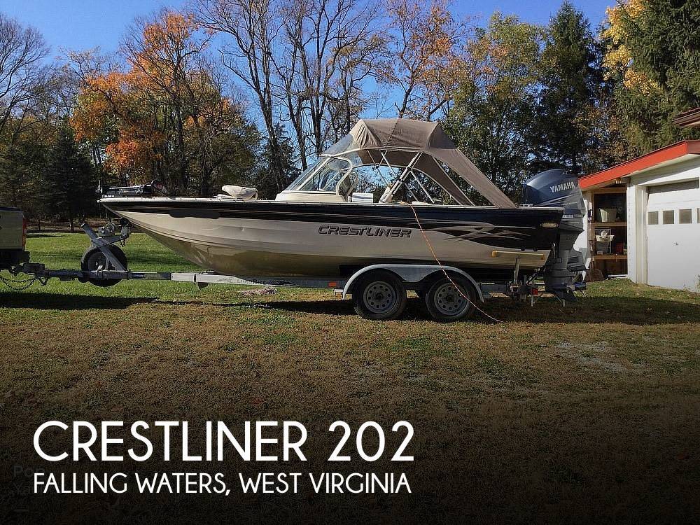 2002 Crestliner TOURNAMENT TS 202 in falling waters WV
