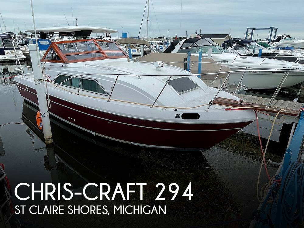 1986 Chris-Craft Catalina 294 Express 34 in st claire shores MI